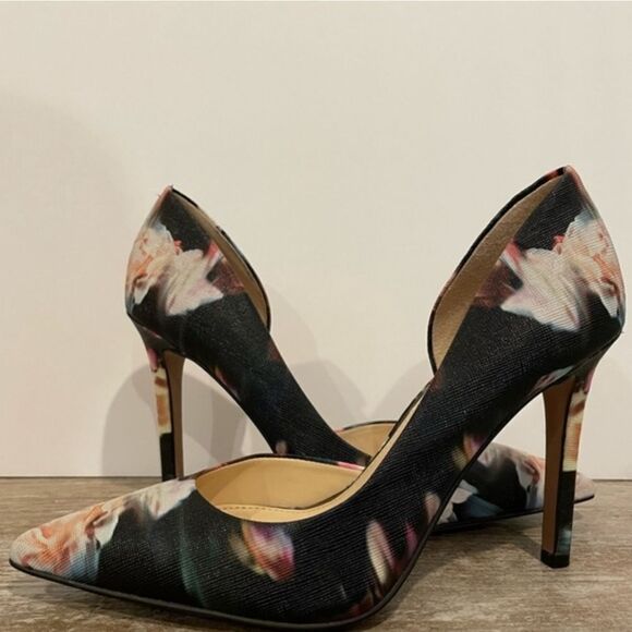 JESSICA SIMPSON WOMEN'S CLAUDETTE D'ORSAY CLASSIC PUMP HEELS G1 - Picture 1 of 16